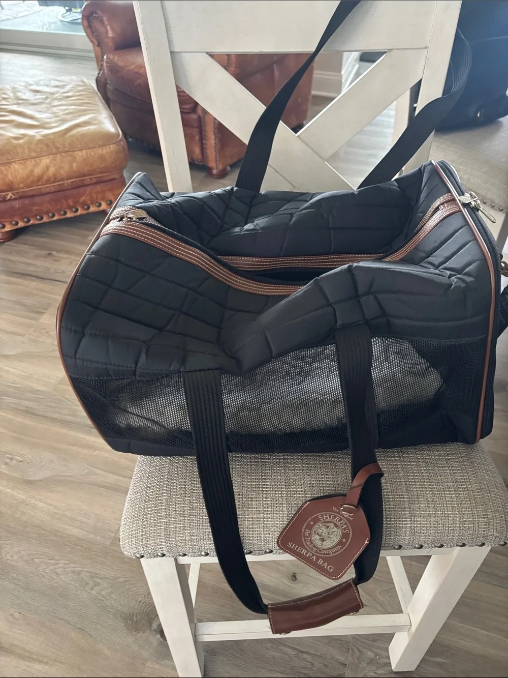 Dog’s Sherpa Bag